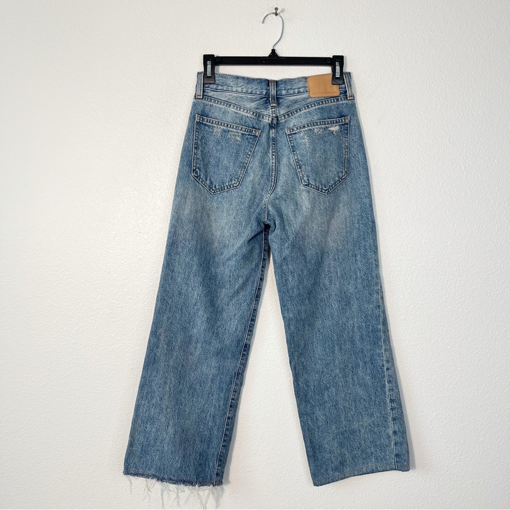 Aritzia Denim Forum The Farrah Hi-Rise Wide Jean Size 24 Into The Bleu Light - Picture 4 of 11
